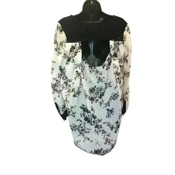 BAR III White and Black Floral Long Sleeve Blouse with Lace and open back - size - Picture 2 of 3